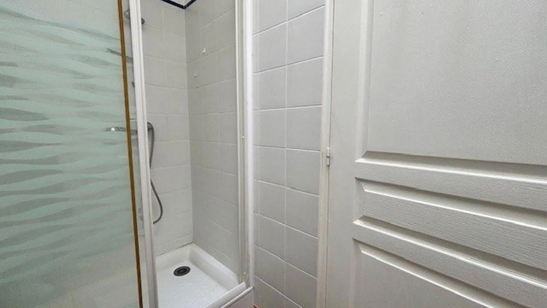 Apartment Quiberon : T3 Ensoleille Proche Plage, 3 Pieces, 2 Chambres - Fr-1-478-313 France